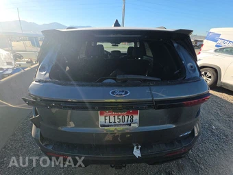 2025 Ford Explorer ST-Line - miniatura 5