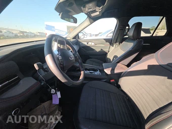 2025 Ford Explorer ST-Line - miniatura 7