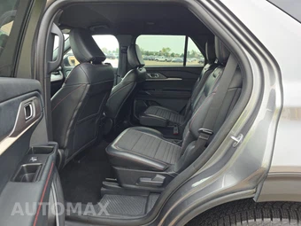 2025 Ford Explorer ST-Line - miniatura 13