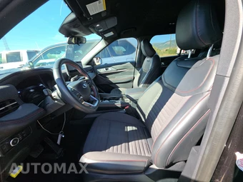 2025 Ford Explorer ST-Line - miniatura 7