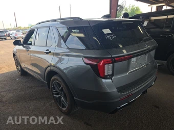 2025 Ford Explorer ST-Line - miniatura 6
