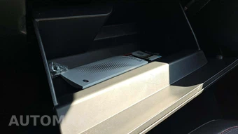 2025 Ford Explorer ST-Line - miniatura 31
