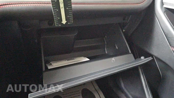 2025 Ford Explorer ST-Line - miniatura 25