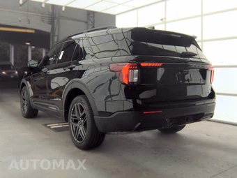 2025 Ford Explorer ST-Line - miniatura 6