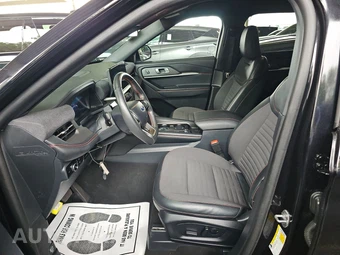 2025 Ford Explorer ST-Line - miniatura 7