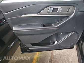 2025 Ford Explorer ST-Line - miniatura 9