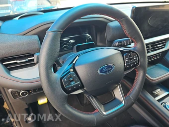 2025 Ford Explorer ST-Line - miniatura 10