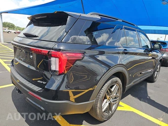 2025 Ford Explorer ST-Line - miniatura 4
