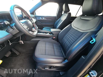 2025 Ford Explorer ST-Line - miniatura 7