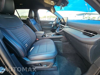 2025 Ford Explorer ST-Line - miniatura 8
