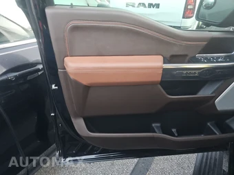 2025 Ford F-150 Hybrid King Ranch Crew Cab Short Bed - miniatura 9