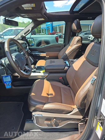 2025 Ford F-150 Hybrid King Ranch Crew Cab Short Bed - miniatura 6