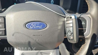 2025 Ford F-150 Hybrid LARIAT Crew Cab Medium Bed - miniatura 18