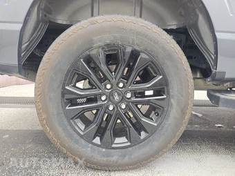 2025 Ford F-150 Hybrid LARIAT Crew Cab Short Bed - miniatura 5