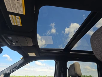 2025 Ford F-150 Hybrid XLT Crew Cab Short Bed - miniatura 17
