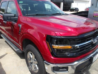 2025 Ford F-150 Hybrid XLT Crew Cab Short Bed - miniatura 3