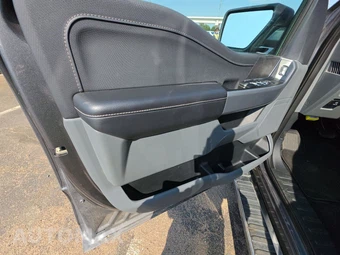 2025 Ford F-150 Hybrid XLT Crew Cab Short Bed - miniatura 9