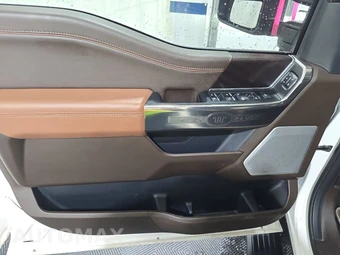 2025 Ford F-150 King Ranch Crew Cab Medium Bed - miniatura 9