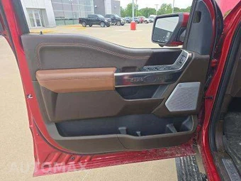 2025 Ford F-150 King Ranch Crew Cab Short Bed - miniatura 23