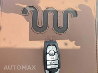 2025 Ford F-150 King Ranch Crew Cab Short Bed - miniatura 5