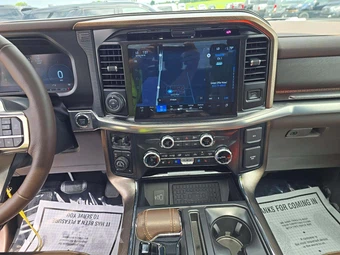 2025 Ford F-150 King Ranch Crew Cab Short Bed - miniatura 7