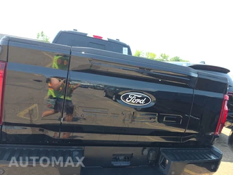 2025 Ford F-150 LARIAT Crew Cab Medium Bed - miniatura 5