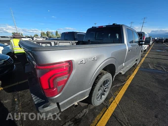 2025 Ford F-150 LARIAT Crew Cab Medium Bed - miniatura 4