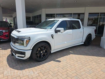 2025 Ford F-150 Lariat Crew Cab Short Bed