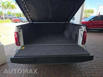 2025 Ford F-150 Lariat Crew Cab Short Bed - miniatura 14