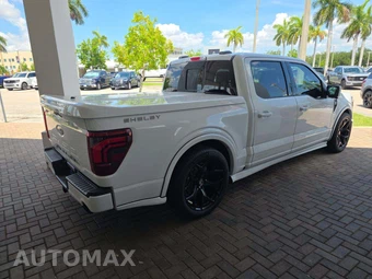 2025 Ford F-150 Lariat Crew Cab Short Bed - miniatura 3