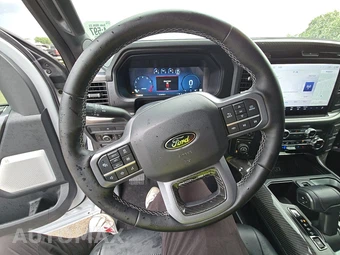 2025 Ford F-150 Lariat Crew Cab Short Bed - miniatura 10