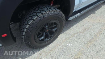 2025 Ford F-150 Lariat Crew Cab Short Bed - miniatura 31