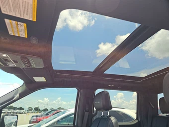 2025 Ford F-150 Lariat Crew Cab Short Bed - miniatura 17
