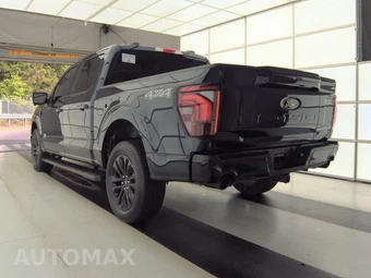 2025 Ford F-150 Lariat Crew Cab Short Bed - miniatura 6