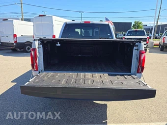 2025 Ford F-150 Lariat Crew Cab Short Bed - miniatura 14