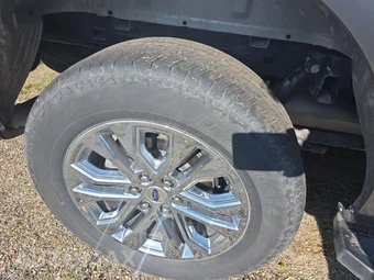 2025 Ford F-150 LARIAT Crew Cab Short Bed - miniatura 10