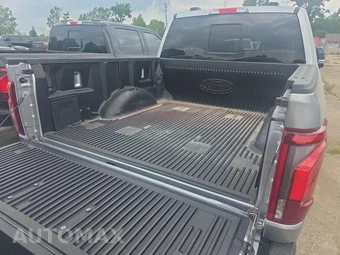 2025 Ford F-150 LARIAT Crew Cab Short Bed - miniatura 19