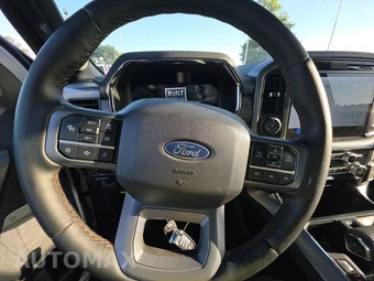 2025 Ford F-150 Lariat Crew Cab Short Bed - miniatura 10