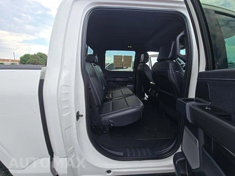 2025 Ford F-150 LARIAT Crew Cab Short Bed - miniatura 13