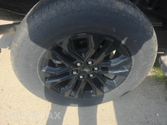 2025 Ford F-150 LARIAT Crew Cab Short Bed - miniatura 10