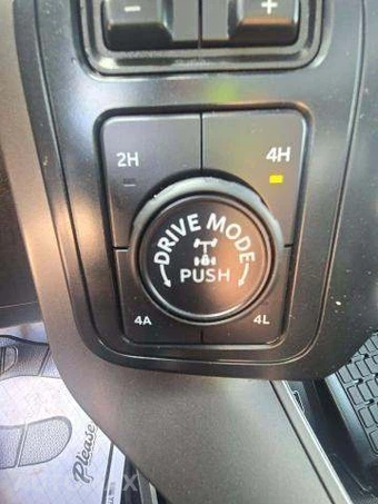 2025 Ford F-150 LARIAT Crew Cab Short Bed - miniatura 30