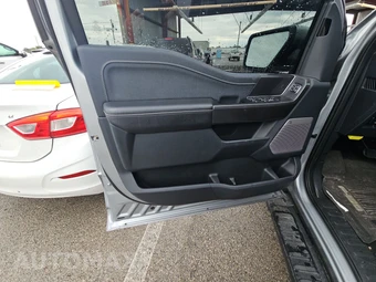 2025 Ford F-150 Lariat Crew Cab Short Bed - miniatura 9