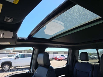 2025 Ford F-150 LARIAT Crew Cab Short Bed - miniatura 11