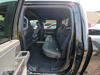 2025 Ford F-150 LARIAT Crew Cab Short Bed - miniatura 13