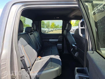 2025 Ford F-150 Lariat Crew Cab Short Bed - miniatura 16