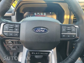 2025 Ford F-150 Platinum Crew Cab Medium Bed - miniatura 10