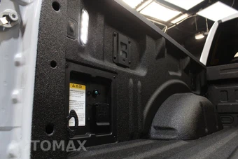 2025 Ford F-150 Raptor Crew Cab Short Bed - miniatura 19