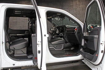 2025 Ford F-150 Raptor Crew Cab Short Bed - miniatura 33