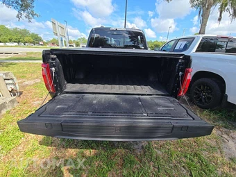 2025 Ford F-150 Raptor Crew Cab Short Bed - miniatura 14