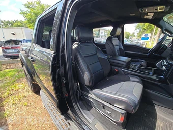 2025 Ford F-150 Raptor Crew Cab Short Bed - miniatura 18